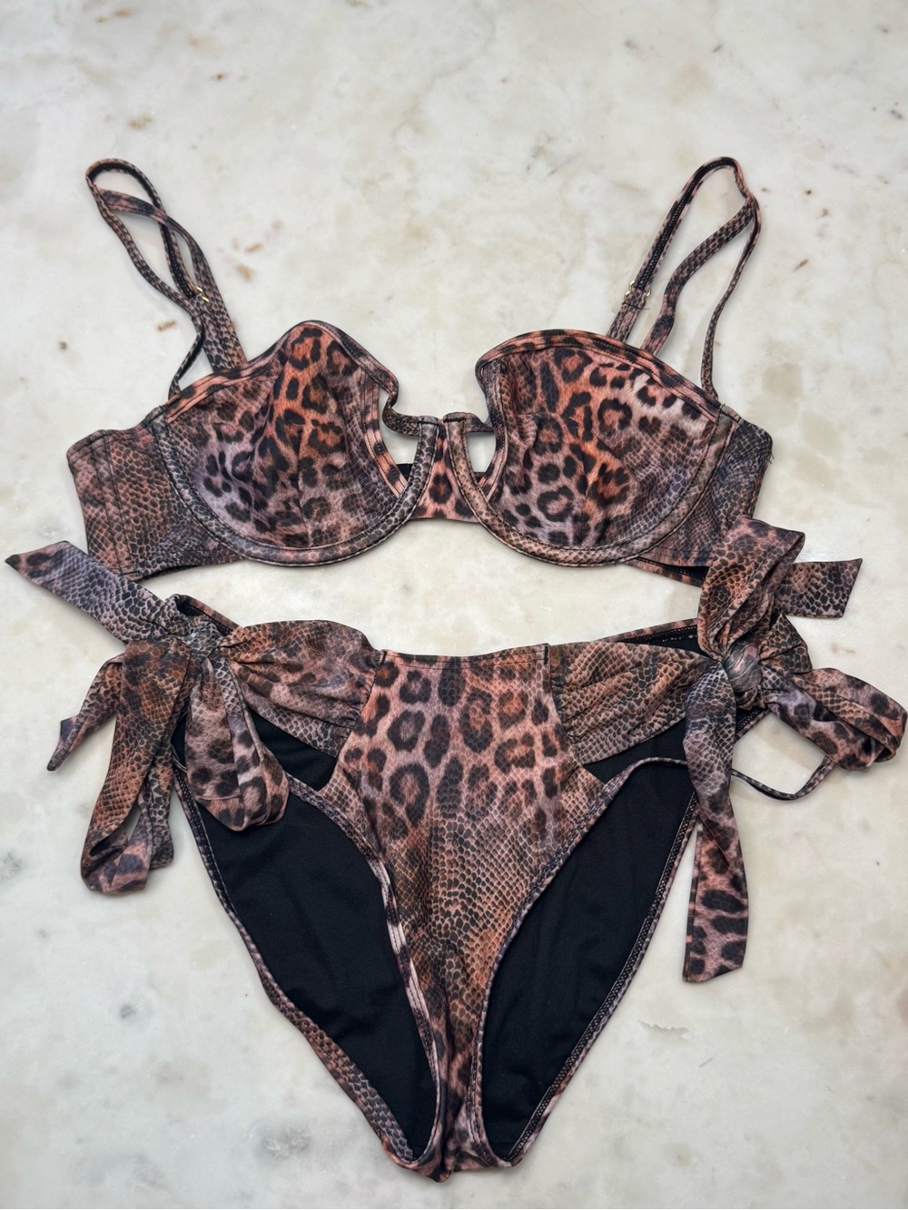 🥥🐆 ASOS Brown and Black Animal Print Tie Bikini‎ Set with Full Cup Top 🐆🥥 - Picture 3 of 10